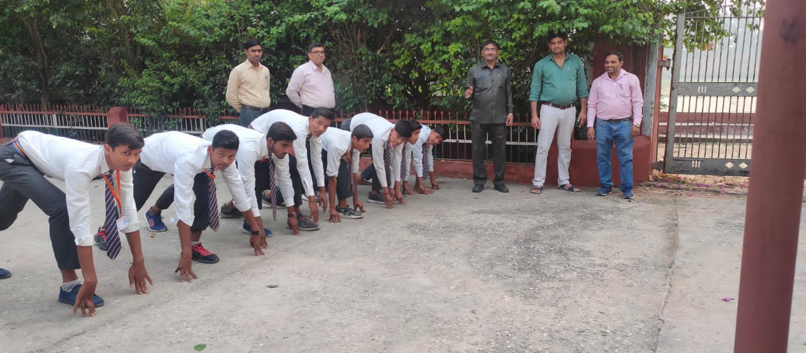  Dr.K.N Modi Science & Commerce College